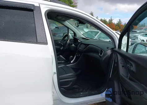 2021 Chevrolet Trax Awd Lt from USA, damaged, VIN KL7CJPSB6MB313868